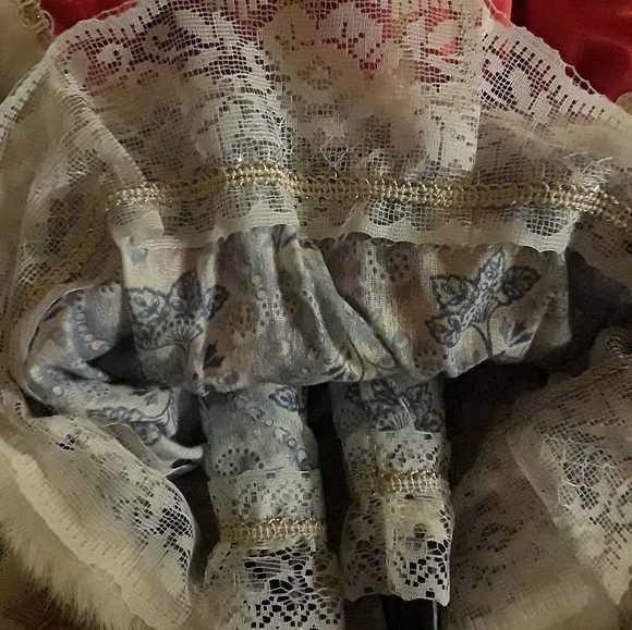 Large Vintqge ceramic Russian Doll - Picture 7 of 8